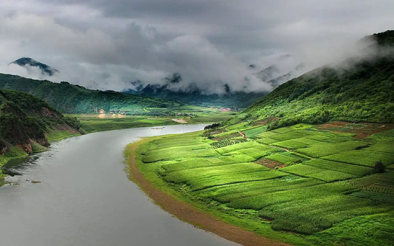 乡村高清优美自然风光图片桌面壁纸高清大图预览1920×1200_风景壁纸