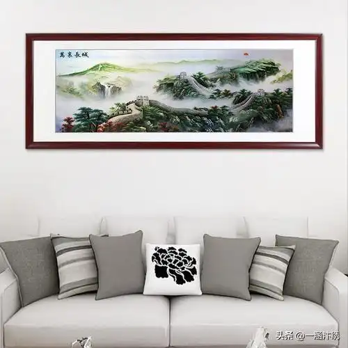 客厅沙发背景墙装饰画挂什么旺家?力荐这3款寓意好的山水画