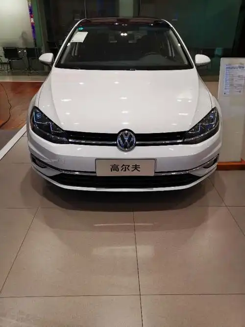 高尔夫7代1.4t(高尔夫7代1.4t加什么油)_【读车号】