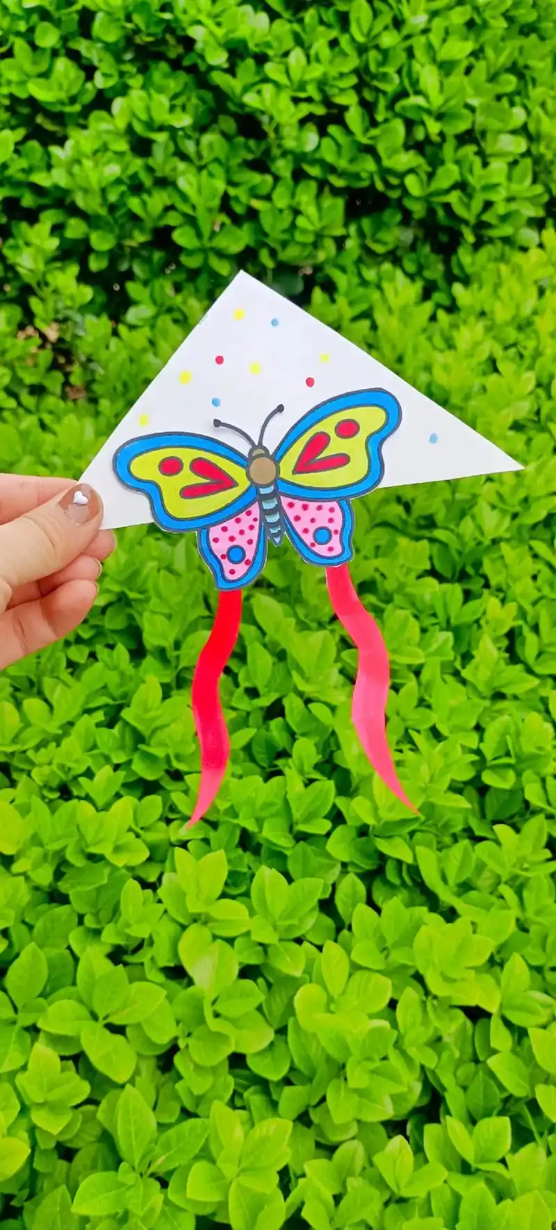 儿童创意手工—风筝.#创作灵感 天气晴朗,万物可爱,周末陪小 - 抖音