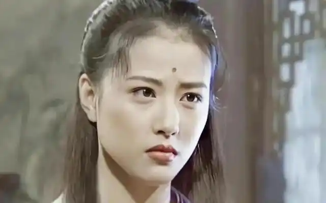 倚天屠龙记11版周芷若高圆圆周海媚人气最高邱意浓却垫底