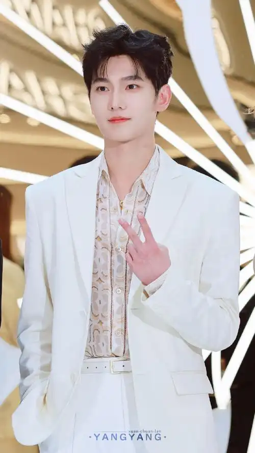 杨洋法国娇兰全球代言人##杨洋凡人修仙传