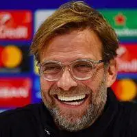 男生邋遢大叔头像_微信头像图片大全