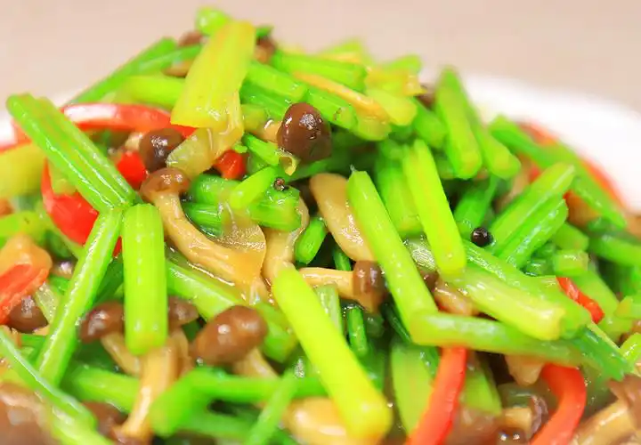 夏天饮食忌油腻常吃6道家常素菜清淡低油脂越吃越香