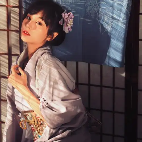 很有气质的和服女生头像