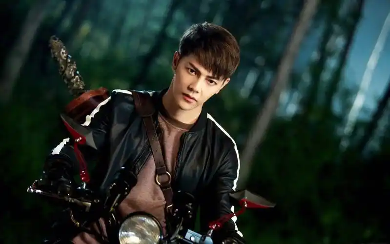 【汪东城】《镇魂街》曹焱兵cut07_哔哩哔哩_bilibili