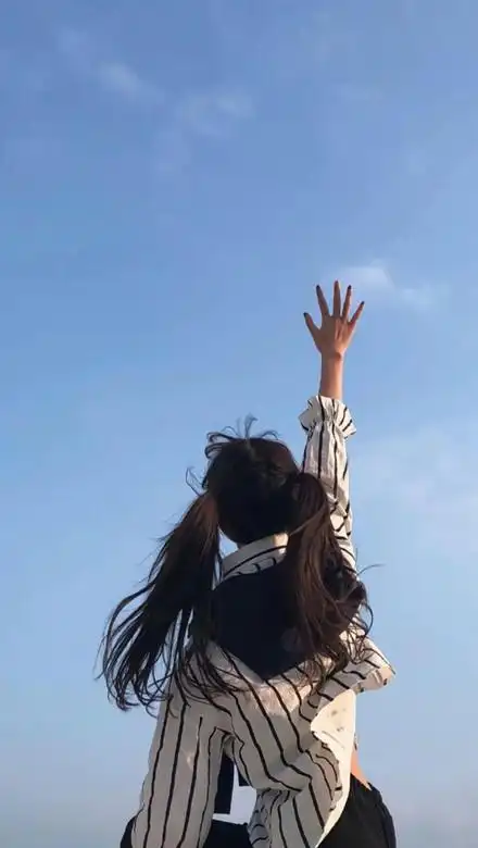 2021最新唯美女生背影皮肤