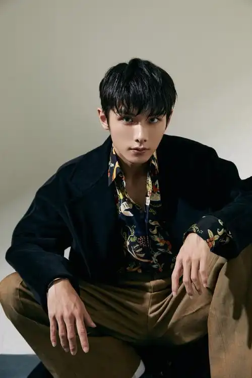 赵弈钦mahb时尚先生盛典帅气图片写真