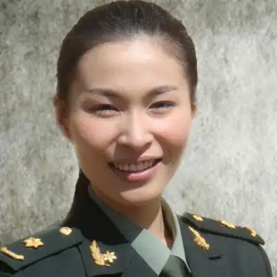 曹芙嘉 - 远处有座山