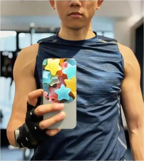 张杰40岁健身照曝光狂爱撸铁身材爆表谢娜选他真没错