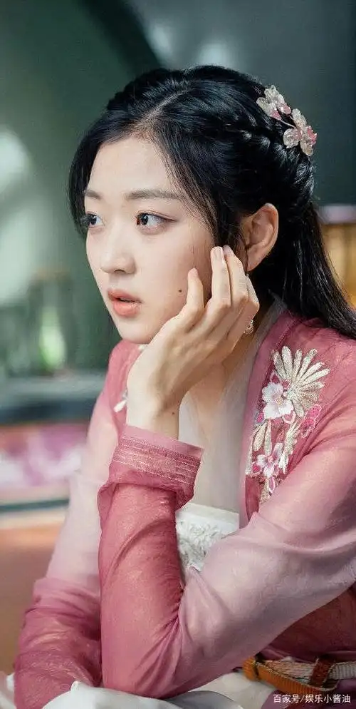 孙千在《萌医甜妻》中的七套女装,相信很多人都会选第五套!