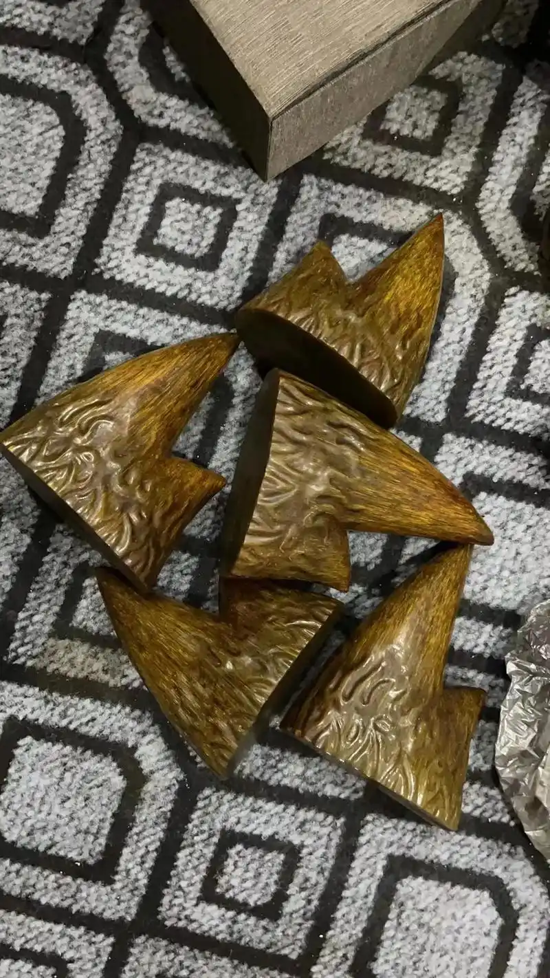 纯天然亚洲火犀角.#犀牛 #犀牛角#高端大气上档次这也太漂亮 - 抖音