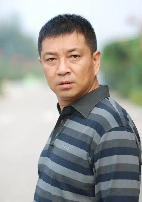 周小斌写真图片