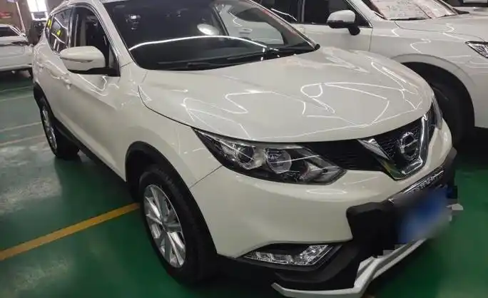 大连二手逍客 2016 款 2.0l cvt精英版 白色 - 小猪二手车