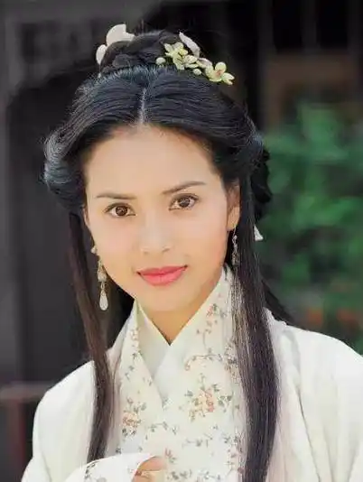 "最美小龙女"李若彤:年过半百依旧孤身一人,却活成了20岁少女_时候