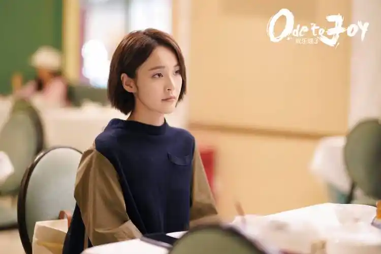 《欢乐颂3》圆满收官 五美携手乘风破浪22楼故事未完待续_余初晖_方芷