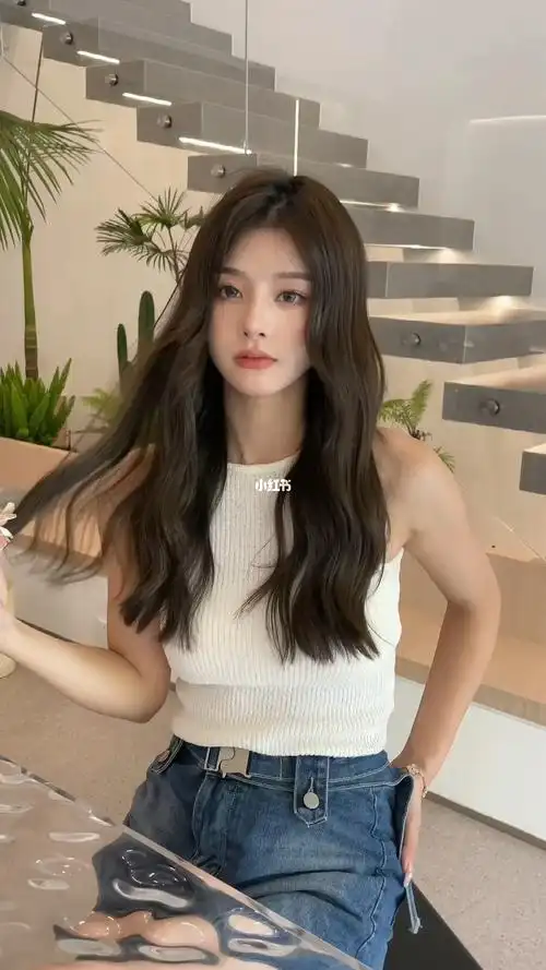 中长发女生不要错过的发型