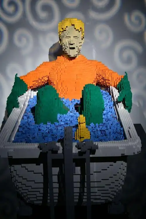 美国的乐高艺术家nathansawaya用乐高搭建的dc超级英雄们