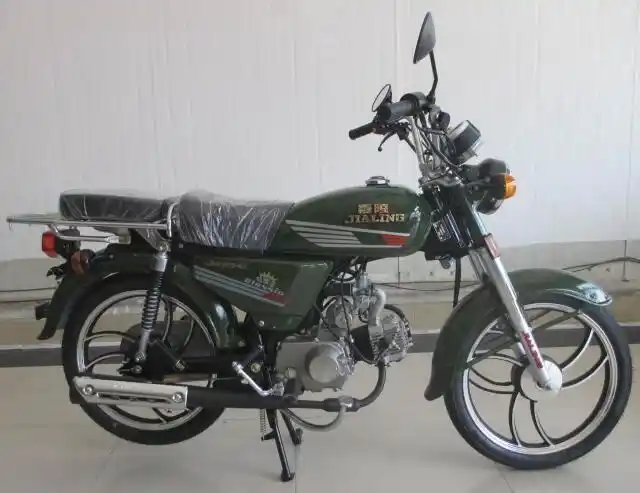 重庆嘉陵70cc摩托车jh70-e节油王复古大油箱国四电喷可上牌 黑色钢丝