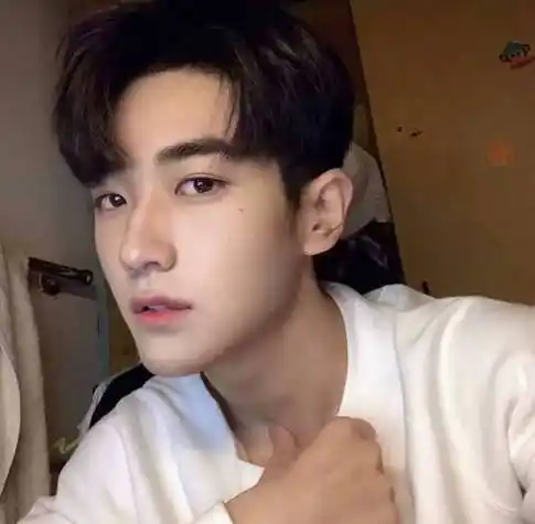 渣男头像不介意孤独比爱你舒服