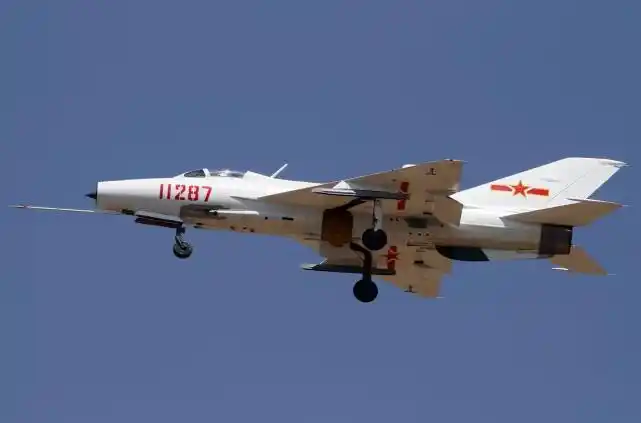 歼7系列战机广泛出口至亚非地区为后续机型研发奠定基础