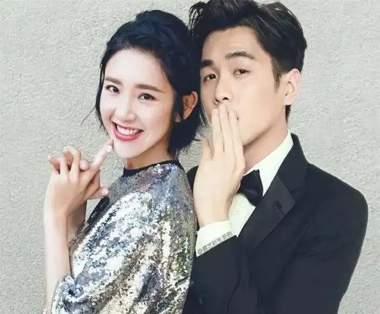 事实证明,被亲爹坑惨了的张若昀,已经走上了"另一条大路"