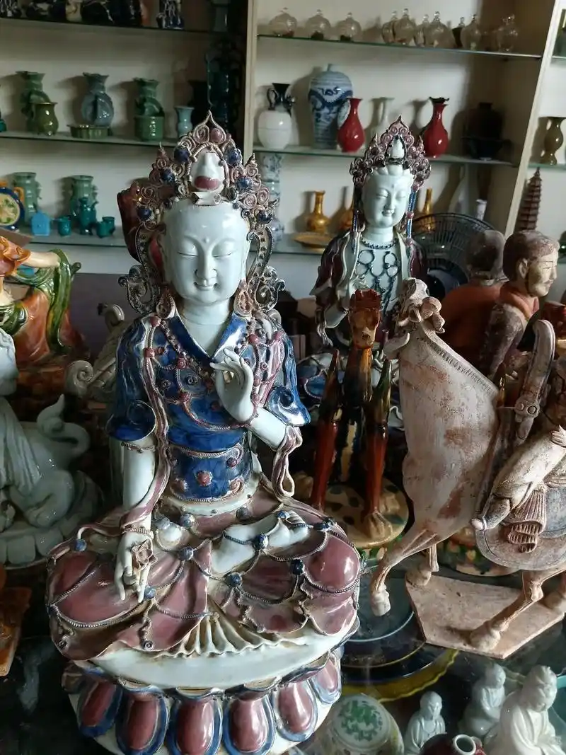 元代青花釉里红观音像 - 抖音