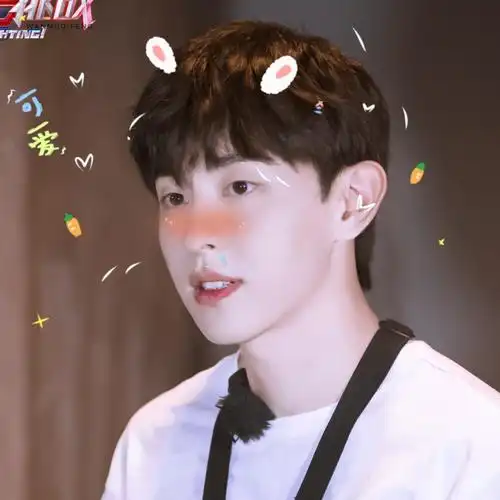 邓伦头像你背上的月明星稀 是我的一切心思/cr.