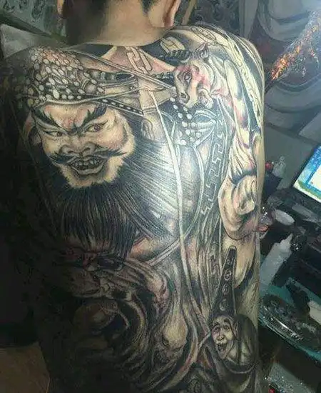 满背经典阎王纹身图案