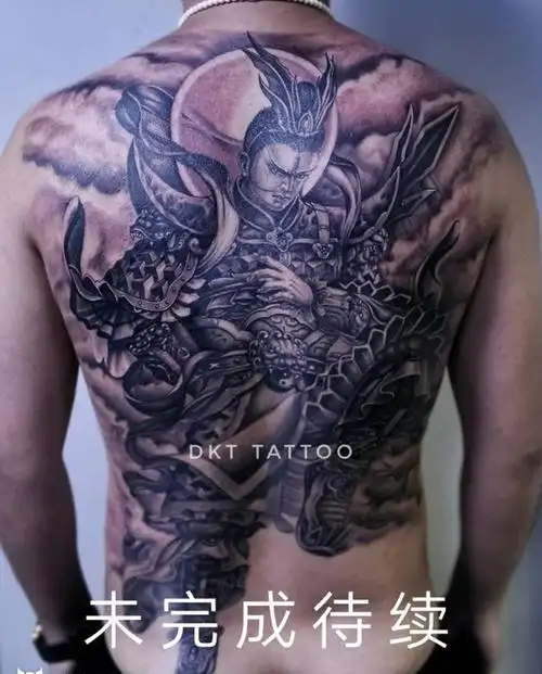 满背二郎神未完成待续纹身图片背部新传统欧美写实纹身图案