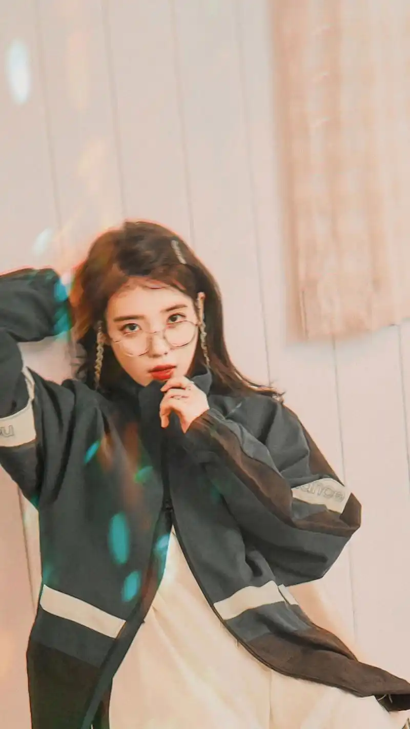iu李知恩的美图壁纸合集更新,铁粉们快来点赞领取