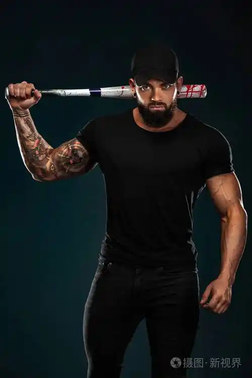 运动型肌肉男运动员.体育健身理念.男装时尚.