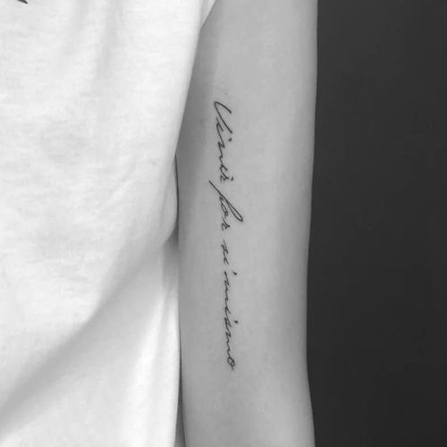 【一份2张】英文字母为自己而活纹身贴防水女持久仿真手臂男士纸