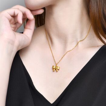 周生生大福硬金情人节蝴蝶结项链女在逃公主挂坠金锁骨链送 在逃公主