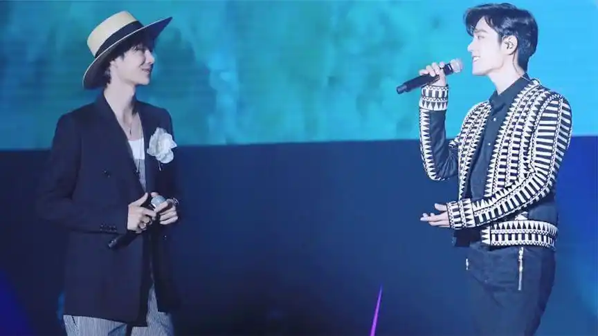 【博君一肖】:肖战喜欢路飞,王一博展示惊喜变装!