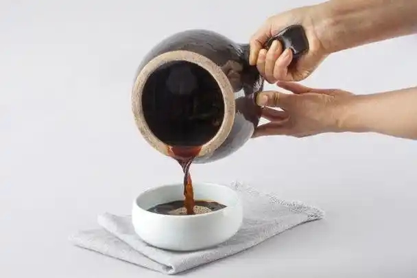 查阅资料发现:荷香豆主要是由人参,刺梨,蛹虫草等多