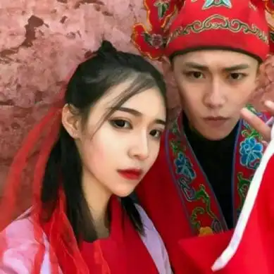 红衣情侣头像一对高清红衣婚嫁的情侣头像图片