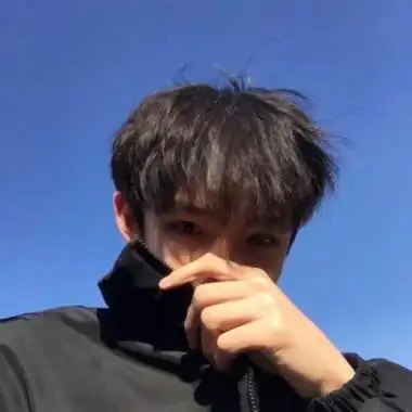 16岁小哥哥照片头像,高清好看的16岁帅气小哥哥头像图片_男生头像_美