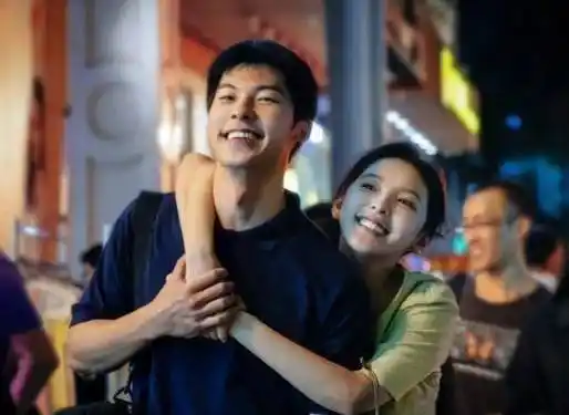 原创原创秘密访客高开低走票房不如你的婚礼张子枫荣梓杉大材小用