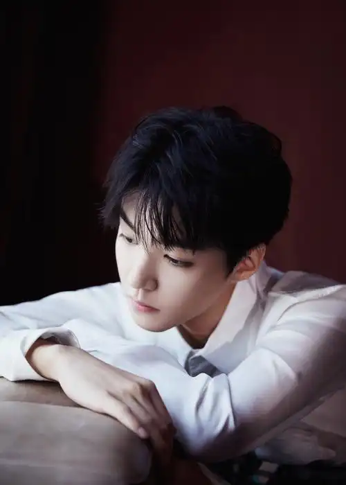 王俊凯[超话]# 我遇见过很多不可思议的事. 来自玖月迷歌 - 微博