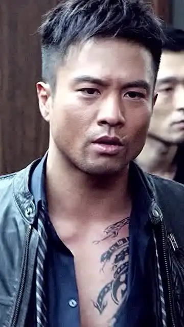 看电影只要他一出来就紧张安志杰出演特殊身份帅了