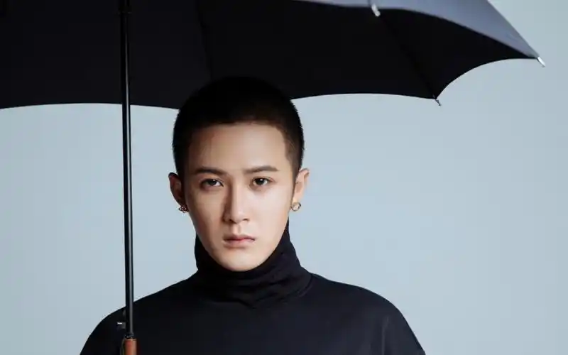 【檀健次】平头大帅哥