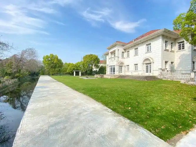 世茂佘山庄园(一期)二手房,5880万,6室3厅,5卫,749平米-上海安居客