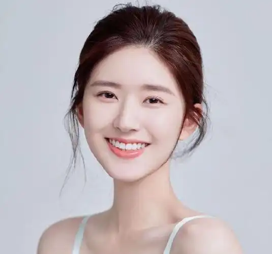 赵露思挑大梁搭档一线小生能否凭有部剧完成转型呢