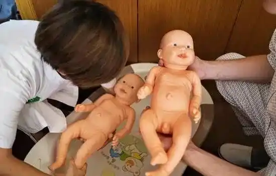 英国男人来中国体验坐月子肠子都悔青了