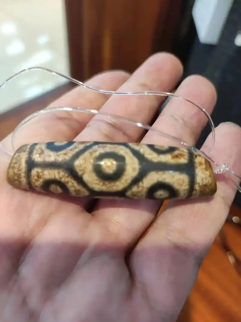 龟背九眼珠珠#天珠 #藏传古珠 - 抖音