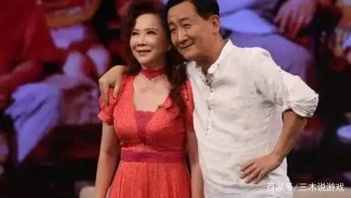 60岁老艺术家梁天,妻子是大家熟悉的演员,夫妻结婚30年恩爱如初