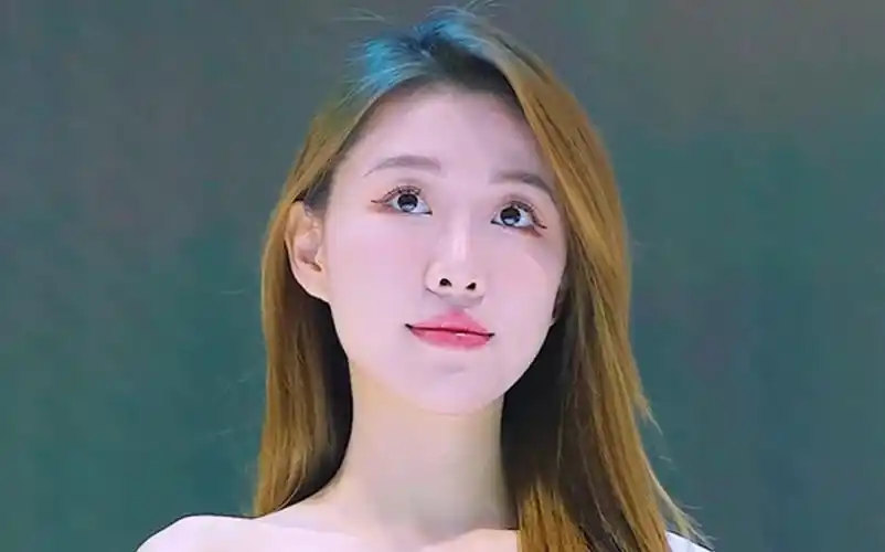 【美 人】2022 广州华南车展 本田车模07