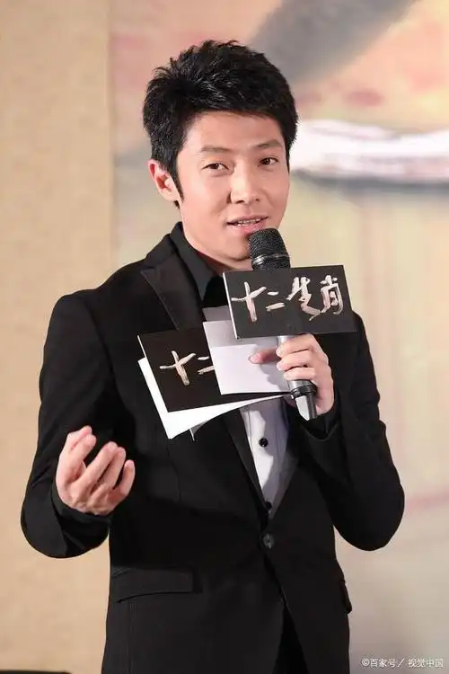 主持人撒贝宁,是很多人的童年回忆.