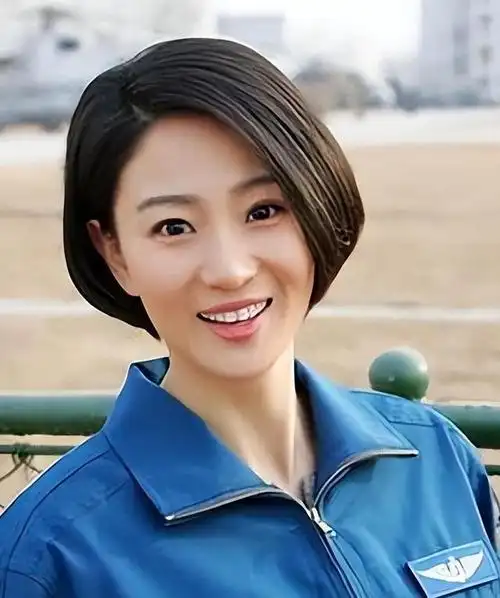 侯梦莎:我这一辈子最正确的决定,就是嫁给我的同行丈夫